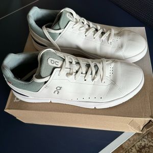 On Cloud The Roger Advantage White / Green  Mens Tennis Sneaker Size 12